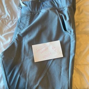 Figs light denim XL top XL/T bottom